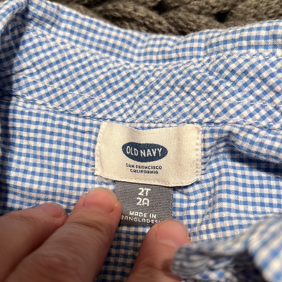 Old Navy Boys Toddler Button Down Long Sleeve 2T - Picture 5 of 7